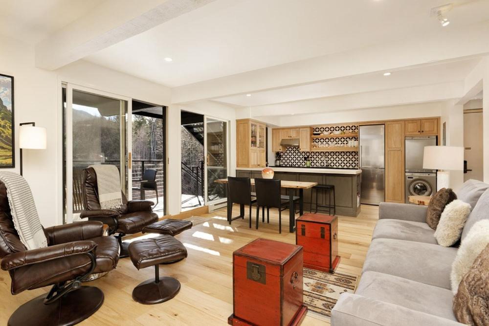 Chateau Roaring Fork Unit 25, Contemporary Condo With River Views, Close To Town Aspen Exterior photo
